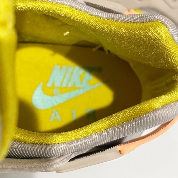 NIKE Air Huarache Run PRM Premium Metallic Silver Sunset Glow Size 7.5 - Picture 12 of 13